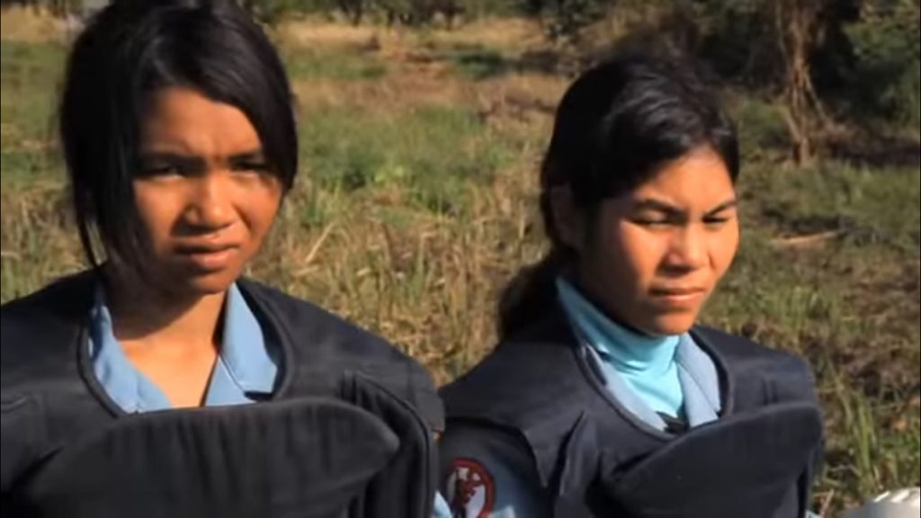 two women landmine clearing officers